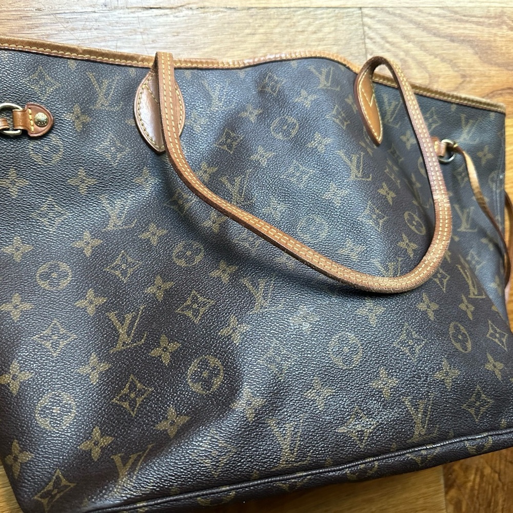 Louis Vuitton Medium Never-full Bag